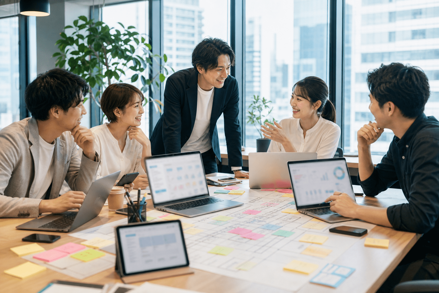 企業がSNS運用の戦略を立て成果を出すまでを象徴するアイキャッチ画像
