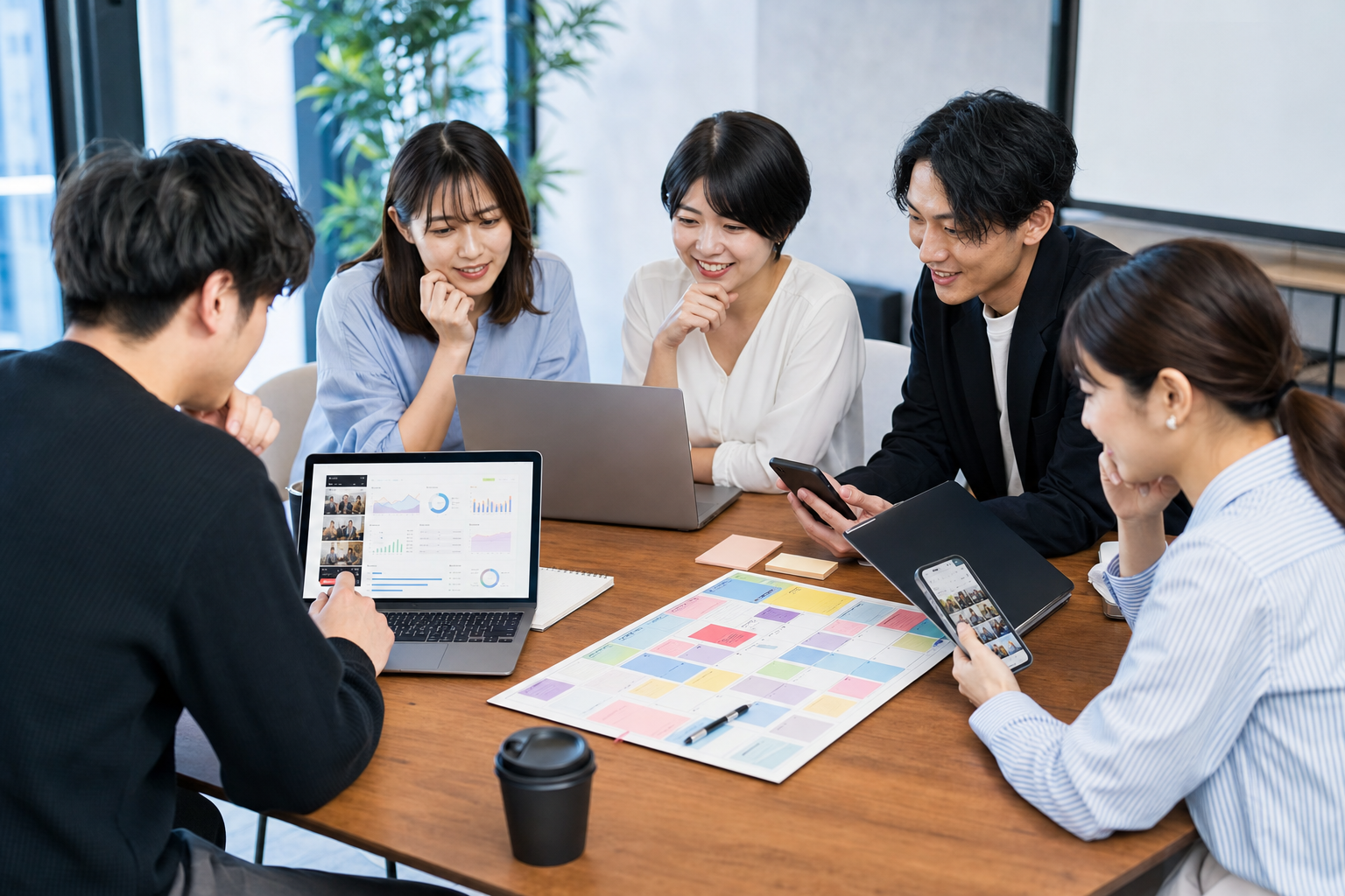 Instagramアルゴリズムの仕組み表示される投稿の特徴と運用改善のポイントのアイキャッチ画像