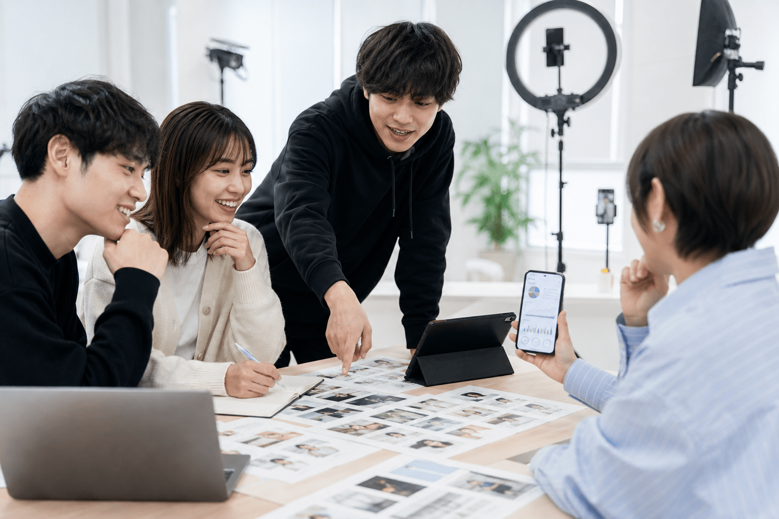 「サイズが合わない・見切れる」原因と対処法をイメージした画像